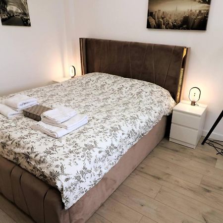 Charming City Center Apartment - Free Minibar 부쿠레슈티 외부 사진