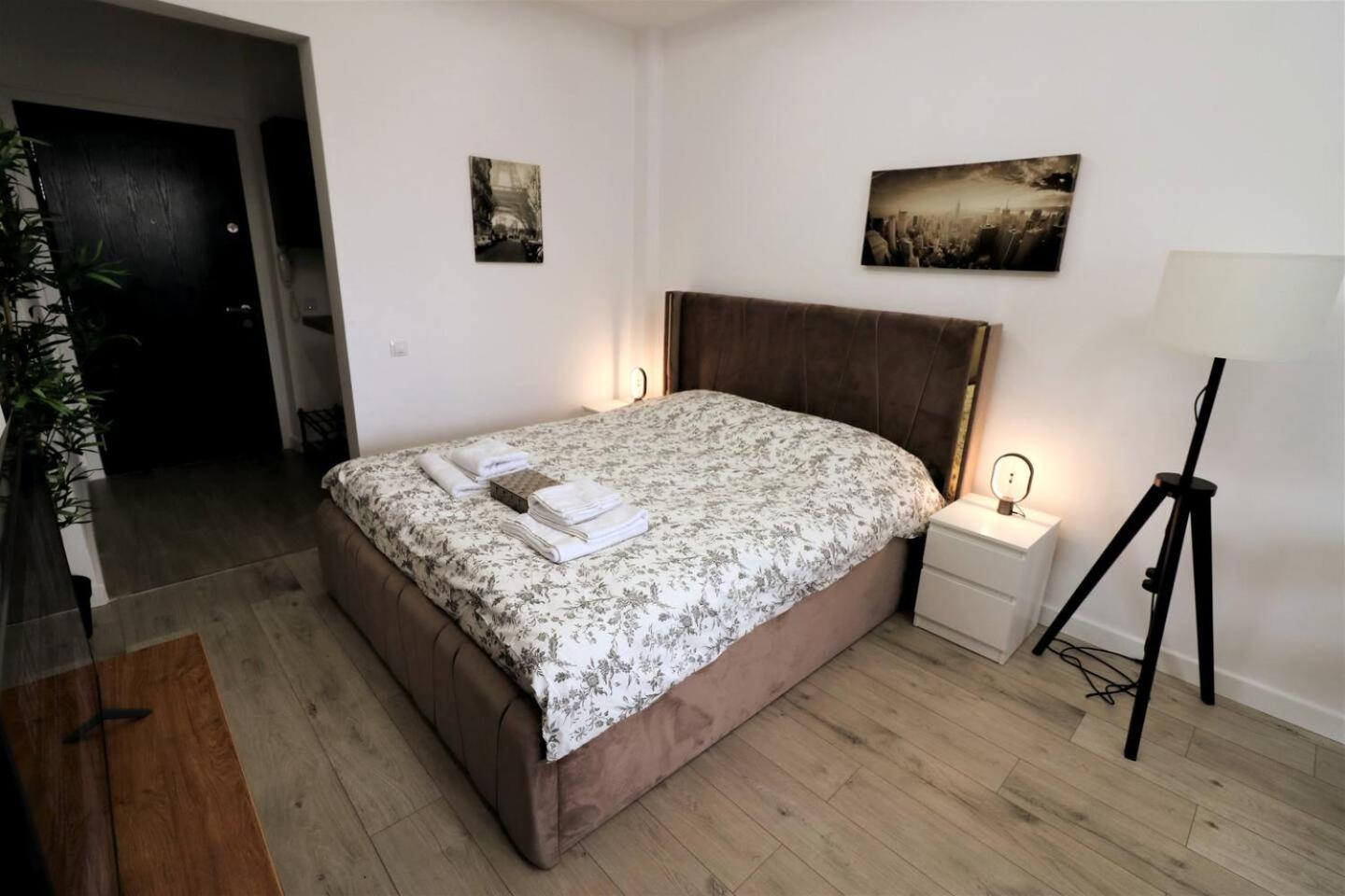 Charming City Center Apartment - Free Minibar 부쿠레슈티 외부 사진